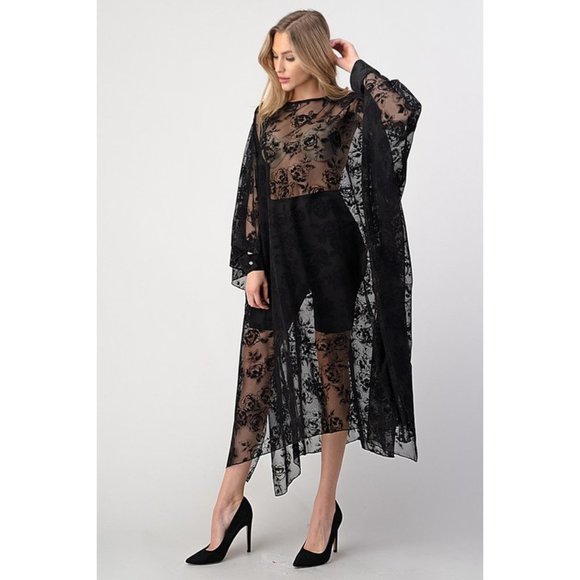 Last 1 🌼 This Lace Dress is Epic - Picture 5 of 6